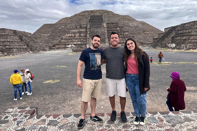 100% Private Tour in Teotihuacán Pyramids from Mexico City - The guides can make or break the day