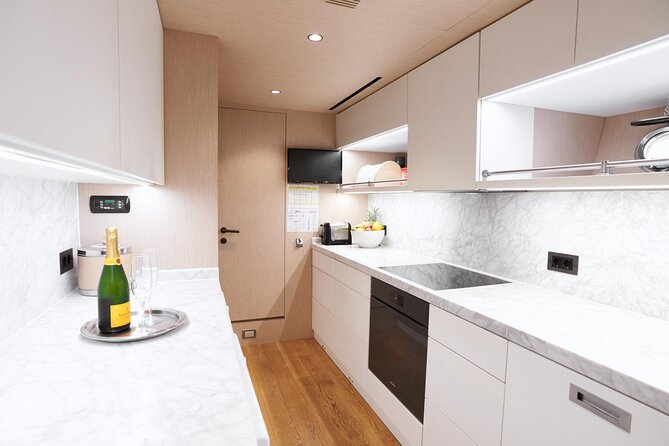 108 ft Neoprene Overmarine Yacht - Premium Drinks and Time on Deck