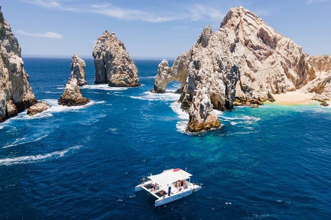 2 Hour Sunset Tour on Catamaran in Cabo San Lucas - The Arch, Lovers Beach, and Land’s End