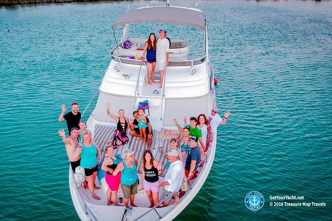 3 Hour Xpu-Ha - 51' Sea Ray Tulum, Playa del Carmen, Riviera Maya - A private boat day from Puerto Aventuras to Xpu-Ha
