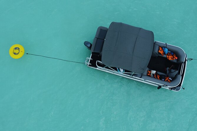3 hr Pontoon Tour with access to Beach Club and Free Kayaks - Bacalar’s seven-color water from a shaded pontoon