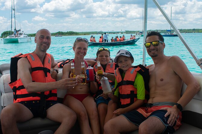 3 hr Pontoon Tour with access to Beach Club and Free Kayaks - What comes with the $25 price