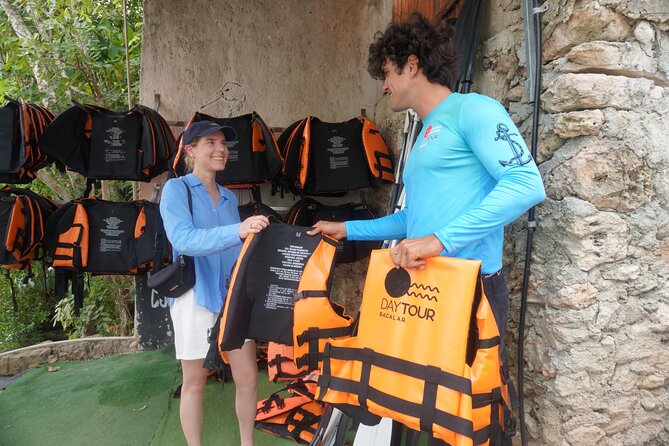3 hr Pontoon Tour with access to Beach Club and Free Kayaks - Who will get the most from this tour