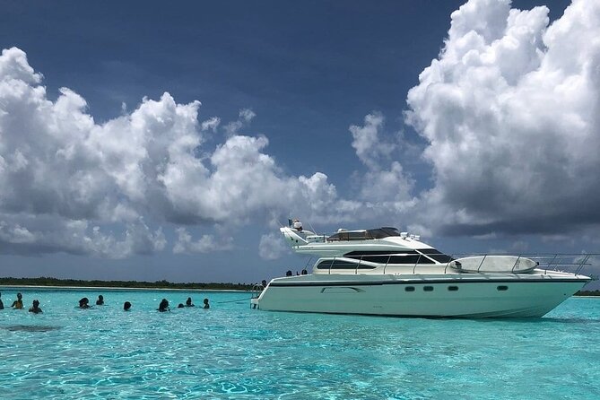 4 Hour - 47' Azimut, Tulum, Playa del Carmen, Riviera Maya - Is $1,399 good value for your group?
