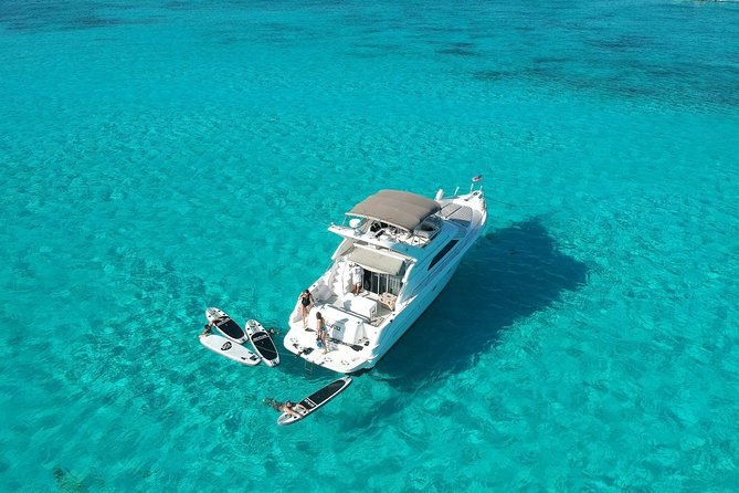 4 Hour - 51' Sea Ray, Tulum, Playa del Carmen, Riviera Maya - A crew that handles real-world problems