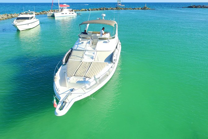4 Hour - 51' Sea Ray, Tulum, Playa del Carmen, Riviera Maya - Who will enjoy this charter most?