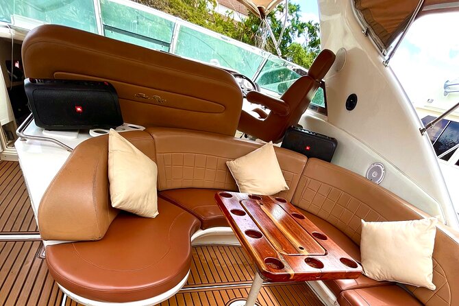 4 hours - Private 48ft Yacht all inclusive in Tulum and Playa del Carmen - Ninety minutes at a quiet beach