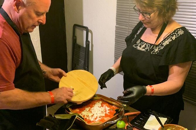 4h Cooking Class in Cancun with 8 Recipes & Bottomless Drinks - Tacos, burritos, and the pleasure of assembling dinner