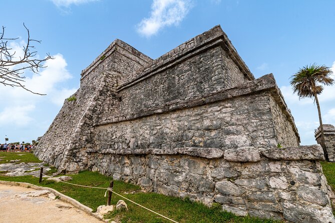 4x1: Coba, Cenote, Tulum and Playa del Carmen Tour from Cancun - Playa del Carmen and Fifth Avenue