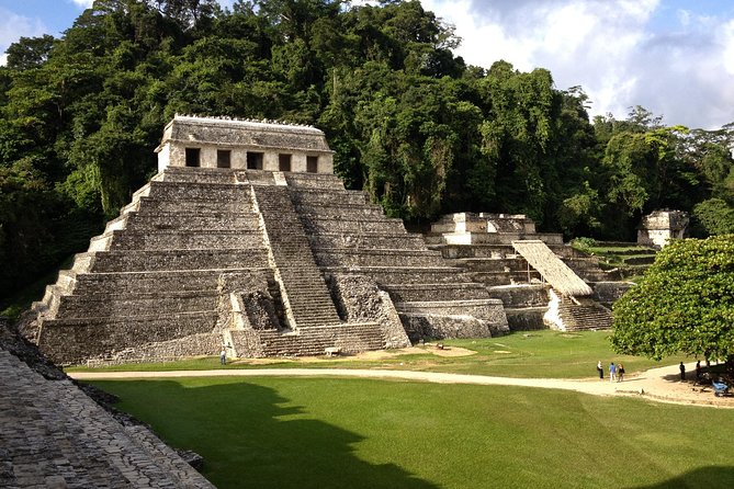 5 Days Mayan Heritage History Tour - Day 4: Edzna, Uxmal, and an evening in Merida