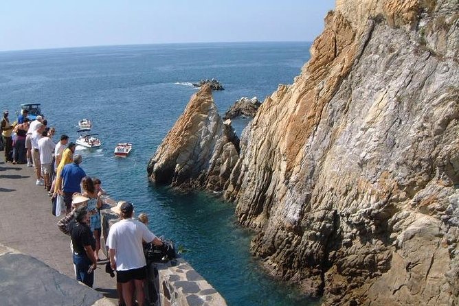 6Hr Cruise or Hotels City Tour, Divers, Baby Turtles Peace Chapel - La Quebrada and the famous cliff divers