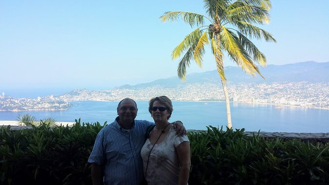 6Hr Cruise or Hotels City Tour, Divers, Baby Turtles Peace Chapel - Extra city views, markets, and local life