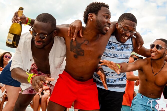Adults only Hip Hop Sessions Boat Party Cancun - Photos add value, with one practical follow-up