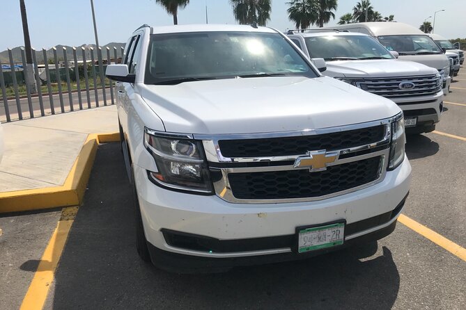 Airport Los Cabos Private Transportation - Drinks in the car: a small perk with a big caveat