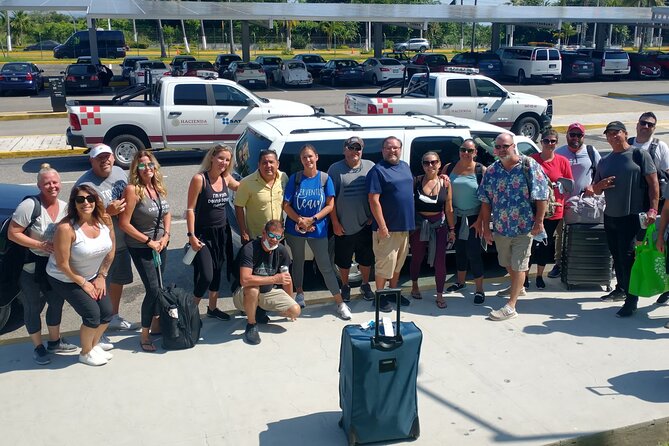 Airport Taxi Service - A calmer first hour in Acapulco