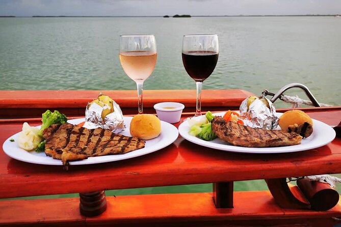 Amazing Romantic Dinner on a Spanish Galeon with Saxophone Music - Sunset views from the Columbus galleon