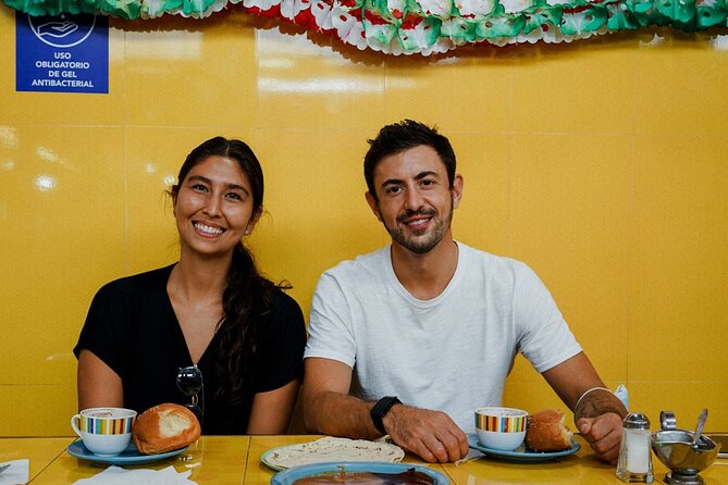 AUTHENTIC OAXACA CULTURAL FOOD TOUR, eat like a local. - Mercado Benito Juarez and the pleasure of fruit tasting