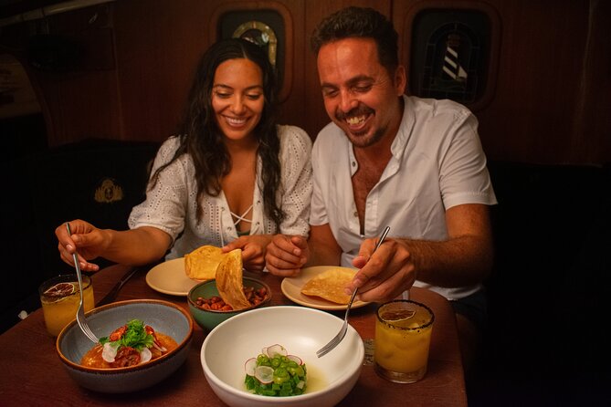 Bacalar - Gourmet Tour in Private Catamaran with Cocktails Included - Why this Bacalar boat trip feels different