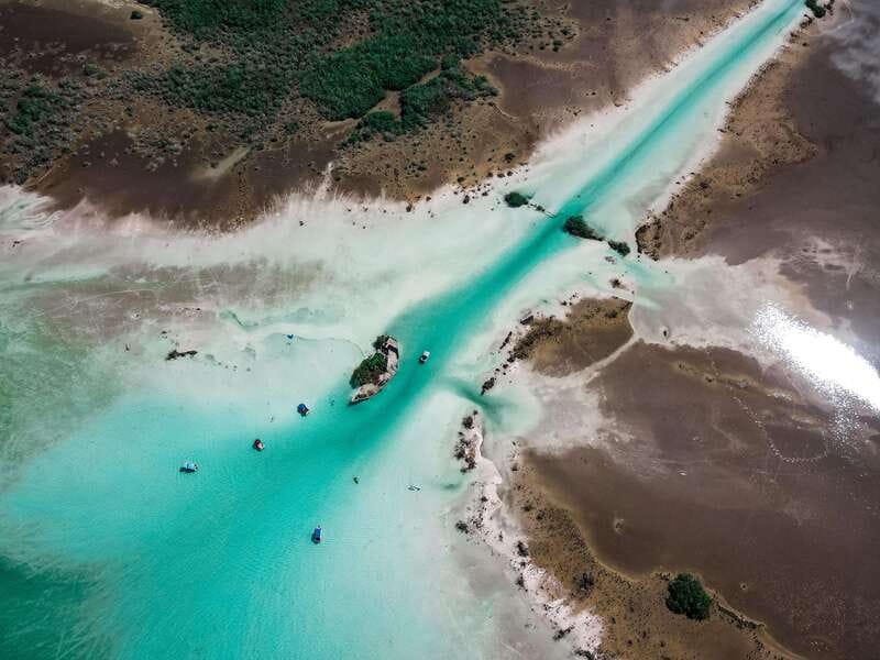 Bacalar: Lake of Seven Colors Pontoon Tour with Fruit - Starting at Marina Laguna Adventures