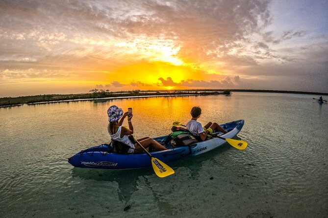 Bacalar Sunrise in Kayak - Paddling through the Canal de los Piratas