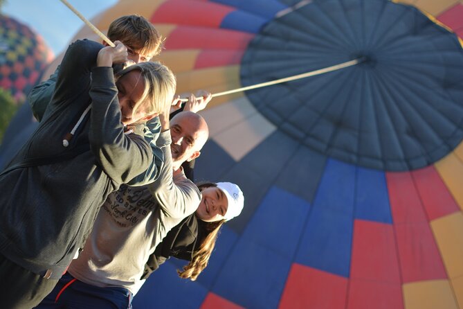 Balloon Flight + Breakfast in a cave + Pick up CDMX + Pyramids - Why the price can be fair, and when it is not