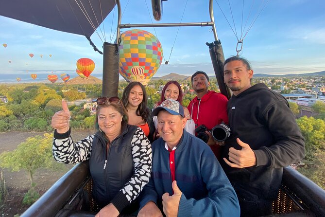 Balloon flight in Teotihuacán from Mexico City - Breakfast, tastings, and the archaeological zone