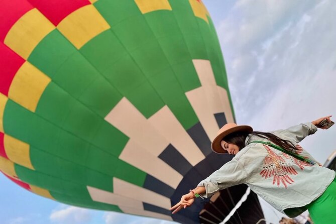 Balloon flight in Teotihuacán from Mexico City - Is $157.39 a fair price?