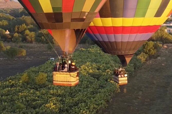 Balloon flight + pick up in CDMX + Breakfast in Cave + Pyramids - Teotihuacan with only about an hour