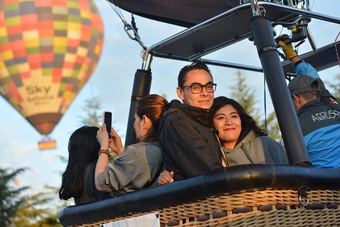 Balloon Flight with Breakfast in Cave and Pyramids of Teotihuacan - Walking the Avenue of the Dead and the two pyramids