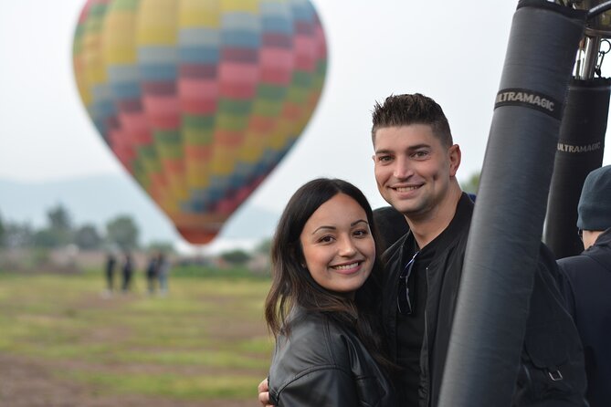 Balloon Flight with Breakfast in Cave and Pyramids of Teotihuacan - Transport, timing, and the real length of the day