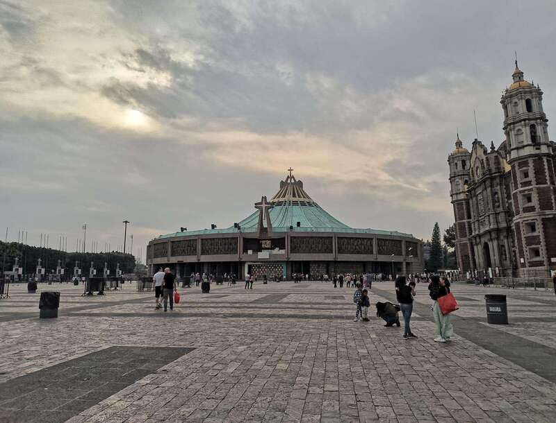 Basilica de Guadalupe: Complete Walking Tour - The Old Basilica and the First Layer of the Site