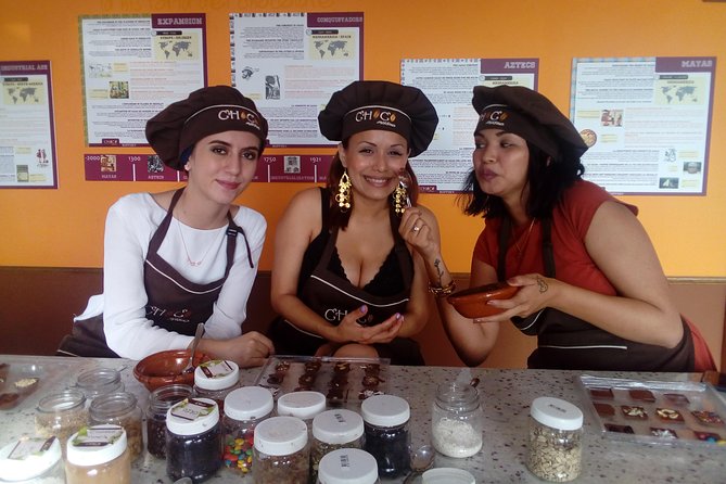 Bean to Bar Chocolate Workshop in Puerto Vallarta - Why the Small Group Size Helps