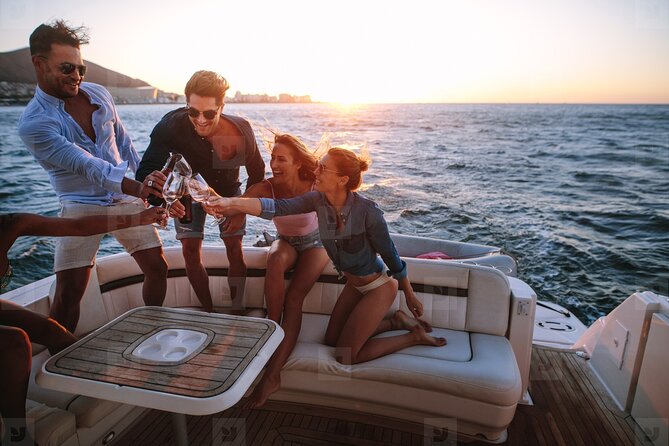 Cabo Arch Sunset Yacht Tour - Dinner & Drinks — Up to 18 Guests - Why a private Cabo yacht changes the evening