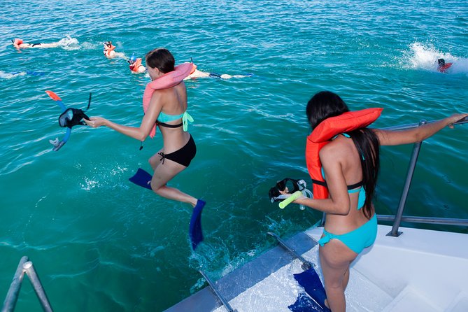 Cabo Escape Snorkel Fun Cruise - A Cabo cruise built around Land’s End
