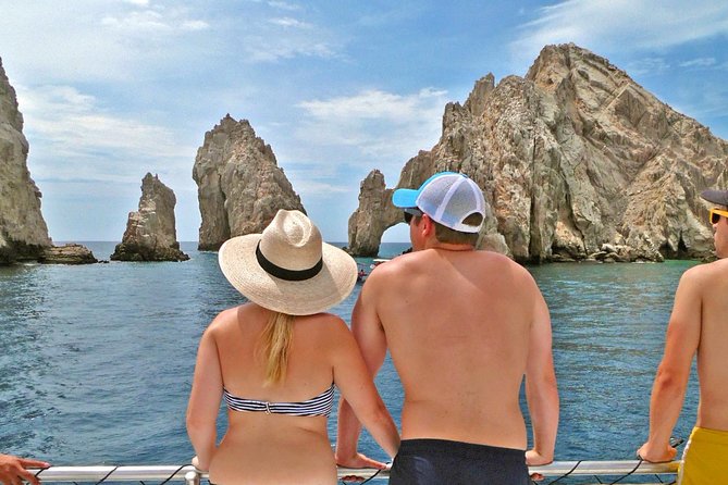 Cabo Escape Snorkel Fun Cruise - Open bar, music, and the boat’s social mood