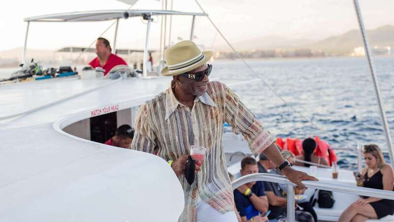 Cabo San Lucas: 2 Hour Sunset Cruise with Food and Wine - Sunset from the Pacific