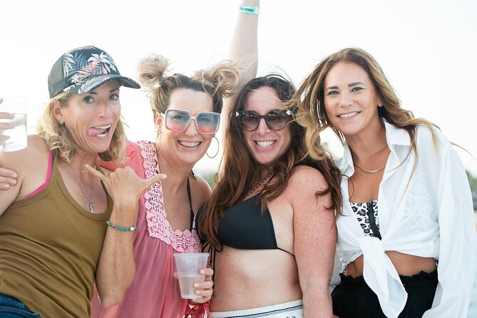 Cabo San Lucas Boat Tour with Snorkeling, Open Bar, and Lunch - Divorce Beach and Lovers Beach at Land’s End