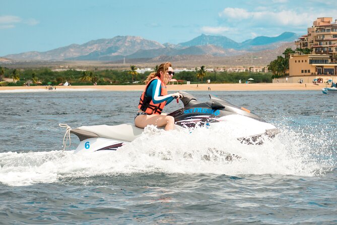 Cabo San Lucas Jet Ski Rental - What you can and cannot see near El Arco