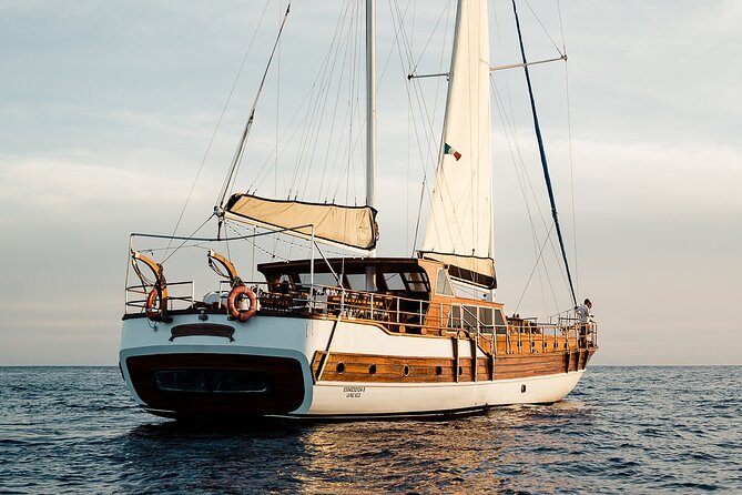 Cabo San Lucas Luxury Sailing Yacht and Dinner with a Chef - A relaxed alternative to Cabo’s party boats