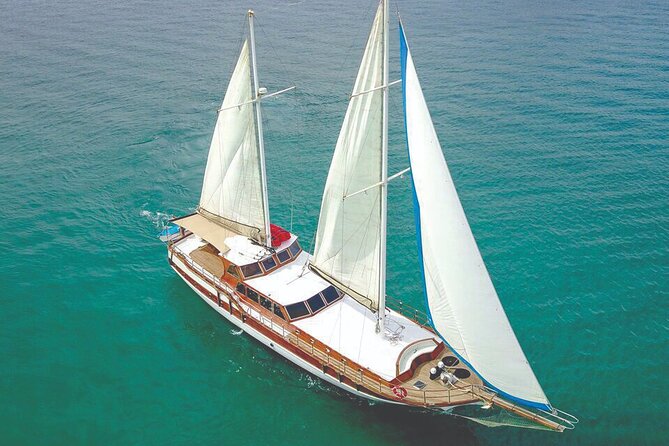 Cabo San Lucas Luxury Sailing Yacht and Dinner with a Chef - Getting to CaboMarina without missing the boat