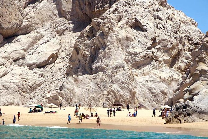 Cabo San Lucas sightseeing and Famous Arch tour - Tequila tasting finishes the route on a social note