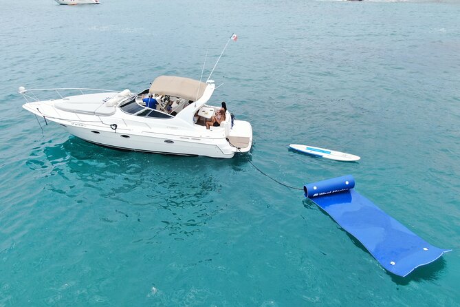Cabo San Lucas Yacht Rental all inclusive - What the crew adds to the outing