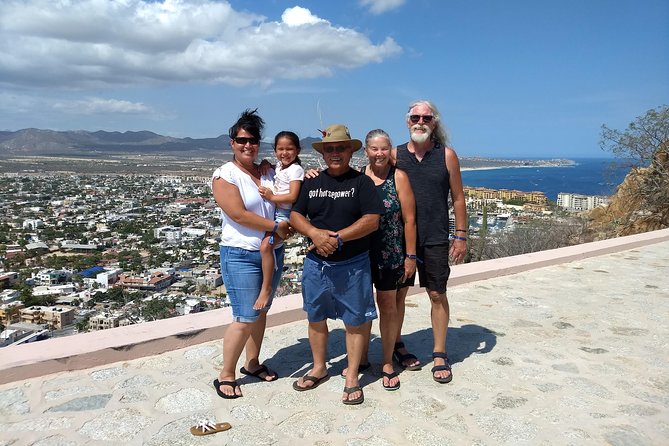 Cabo Shuttle Transportation round tríp prívate shuttle 1 to up 5 people - Key points before you book