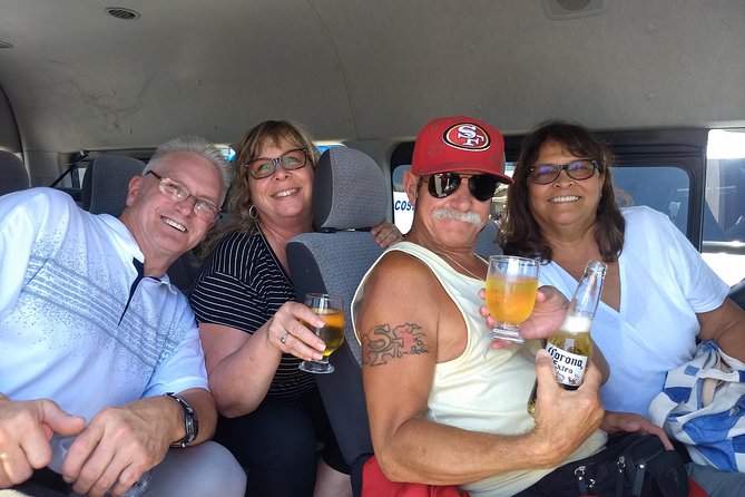 Cabo Shuttle Transportation round tríp prívate shuttle 1 to up 5 people - The 20 to 40 minute ride to Cabo