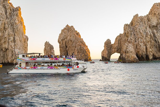 Cabo Sunset Dinner Cruise: Fajitas, Lands End and Party - Weather, cancellations, and the right expectations