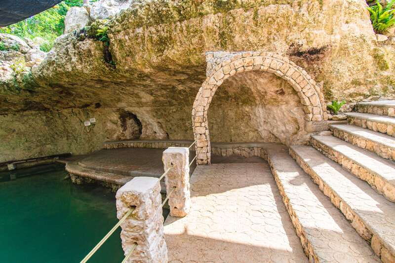 Cancun: Cenotes El Retoño entrance with transportation, lunch, and guided tour. - Lunch with a choice of main dish and drink