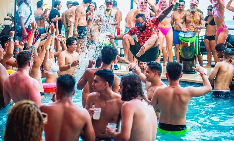 Cancún: Coco Bongo Beach Party Experience - Is $50 good value?