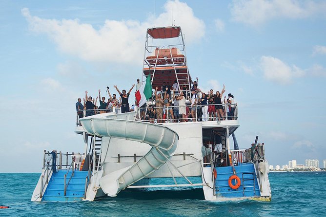 Cancun Dancer Cruise to Isla Mujeres with Snorkeling and Lunch - El Meco Reef and the First Water Stop