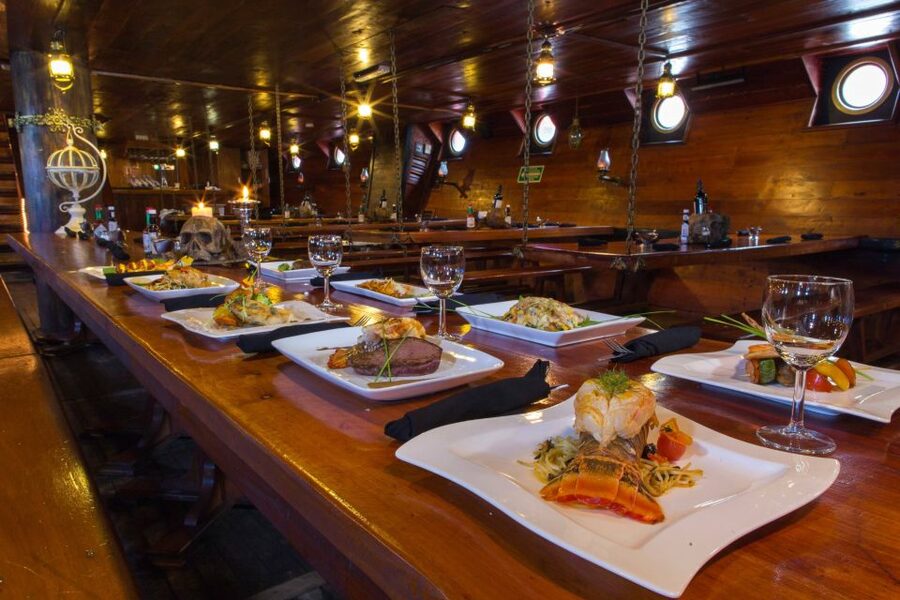 Cancún: Jolly Roger Pirate Dinner Cruise 2025 - Should you book the Jolly Roger?