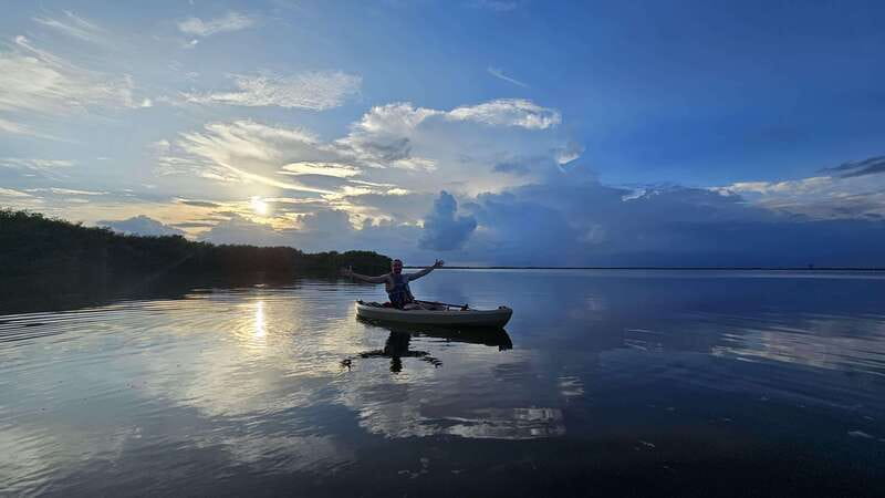 Cancun: Kayaking Tour in Nichupte Lagoon - Wildlife in the water and above your head